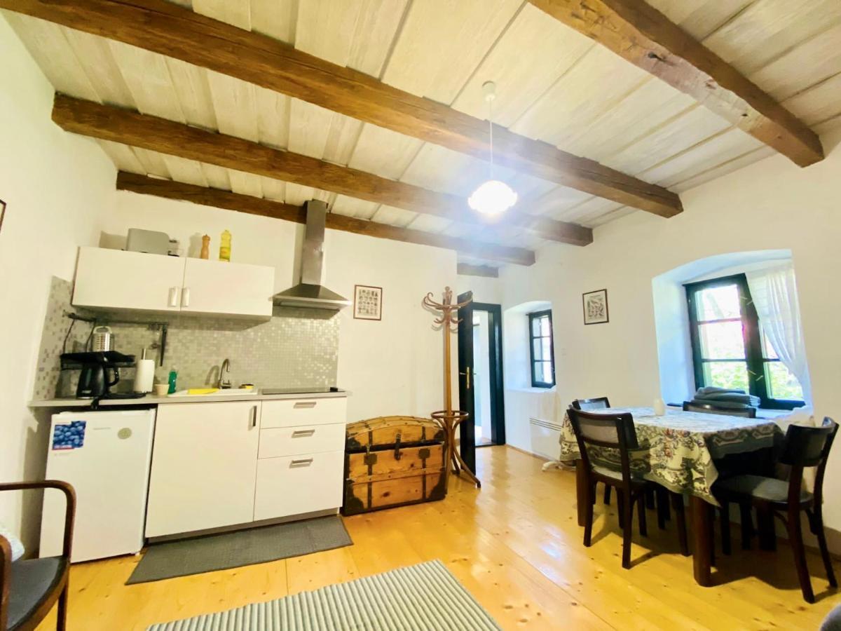 Lelle Vineyard Cottages バラトンレッレ エクステリア 写真